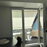 Apartment 2 Minutes Walking From Train Station *