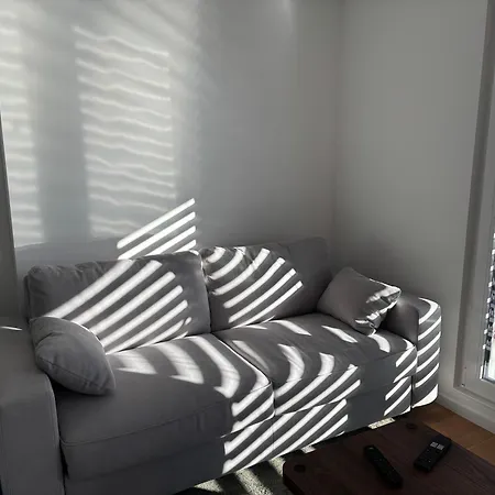 2 Minutes Walking From Train Station Lausanne