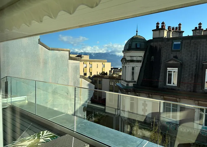 Apartment 2 Minutes Walking From Train Station *